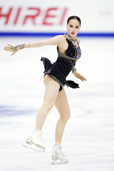 NHK杯フリーで３位となったアリーナ・ザギトワの演技